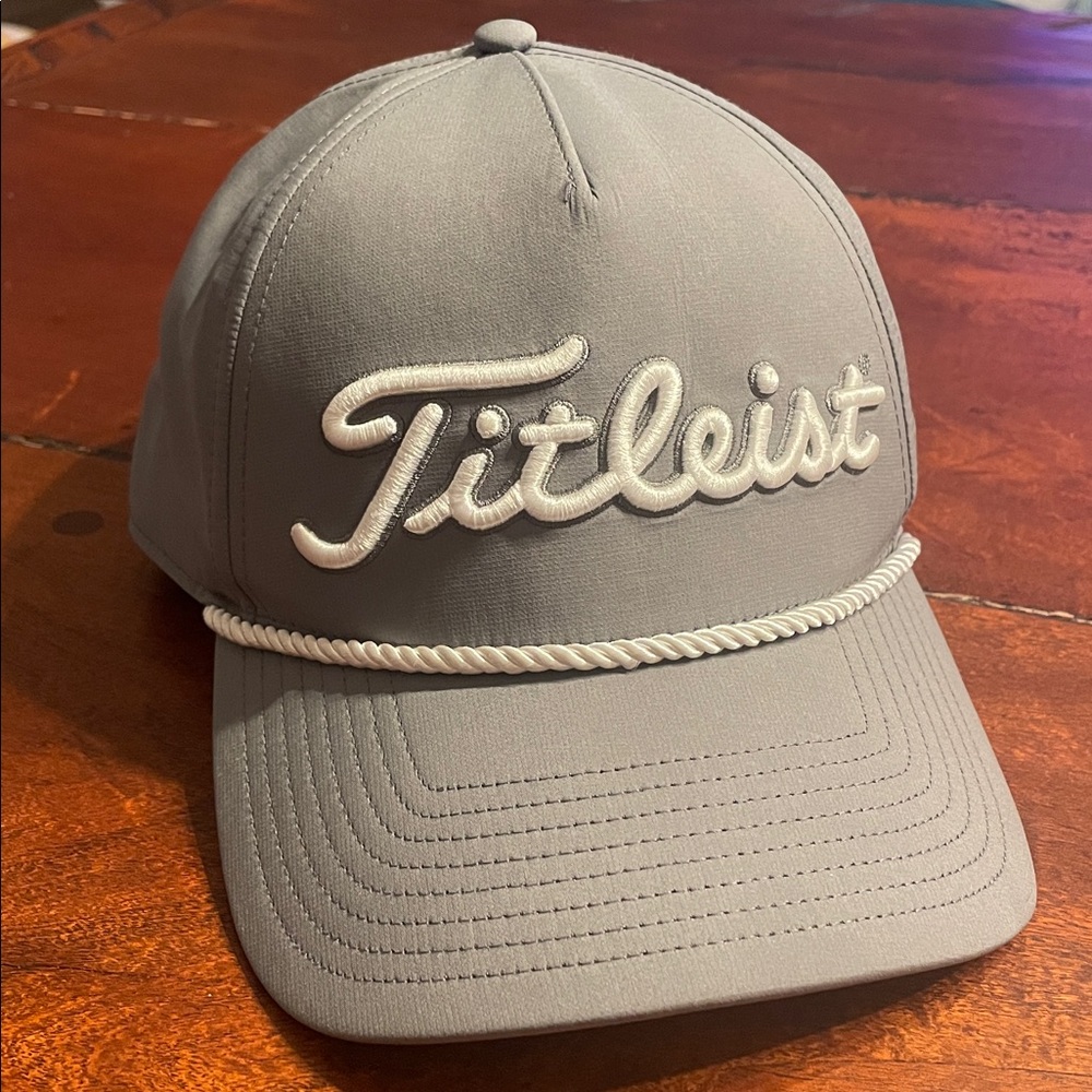 Titleist Grey/White Corded Snapback Golf Cap